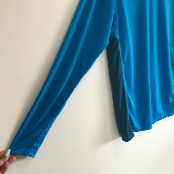New Balance  Long Sleeve Blue Active Top Sz M - Picture 6 of 10
